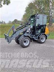 GiANT G2300 HD Iekrāvēji uz riteņiem