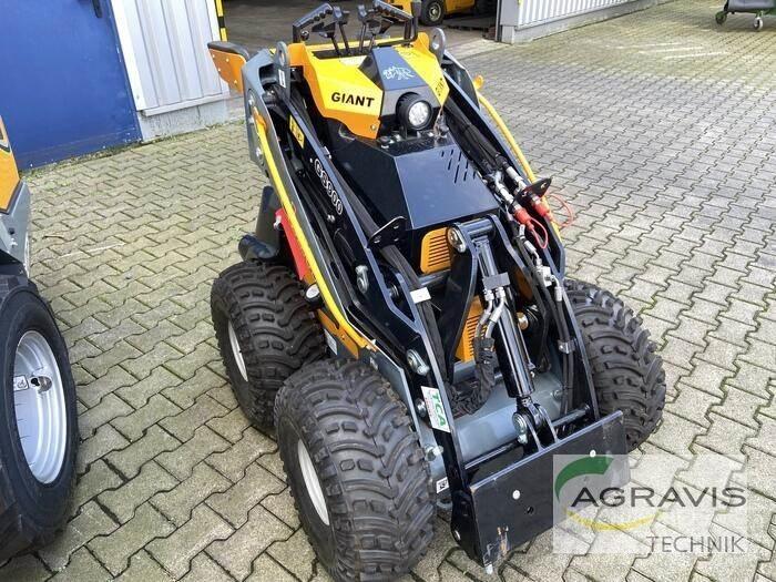 GiANT GS900 Iekrāvēji uz riteņiem