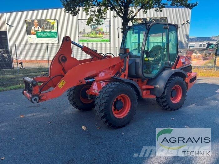 Hitachi ZW 95 Iekrāvēji uz riteņiem
