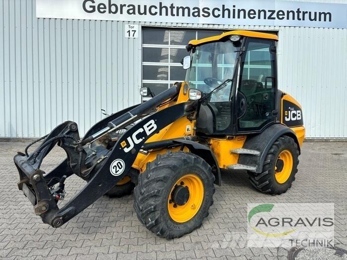 JCB 409 Iekrāvēji uz riteņiem