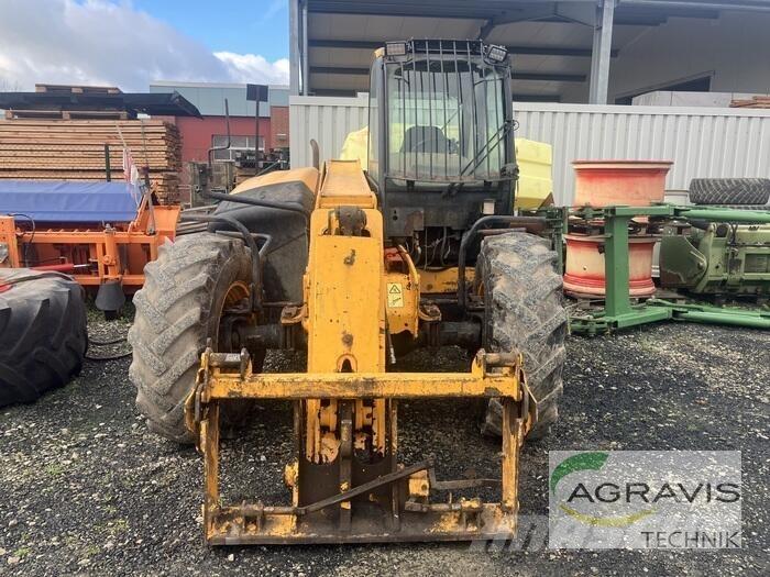 JCB 531-70 Lauksaimniecības pacēlāji