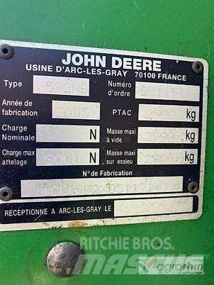 John Deere 592 MAXICUT Rituļu preses