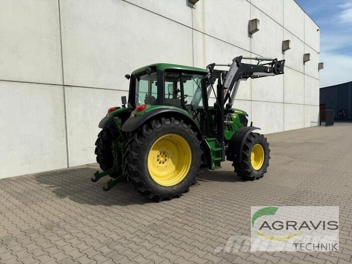 John Deere 6115 R Traktori