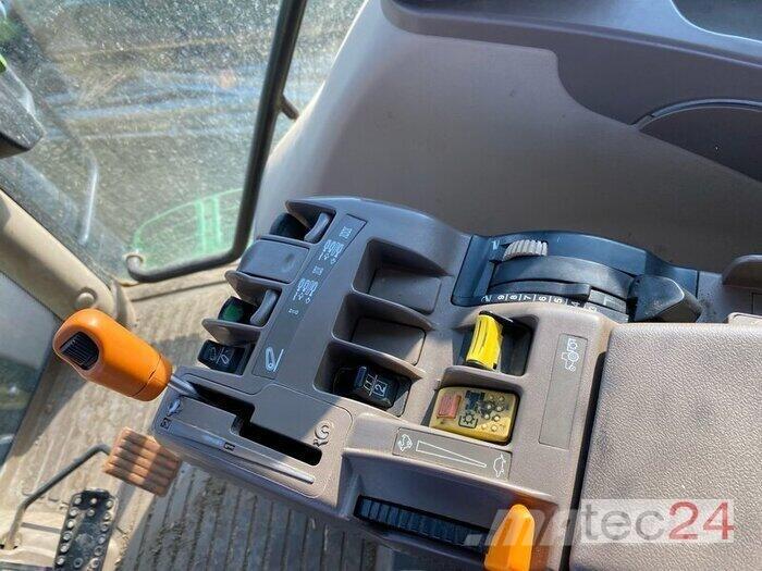 John Deere 6150 R Traktori