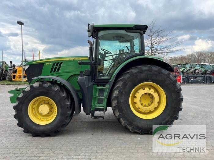 John Deere 6170 R Traktori