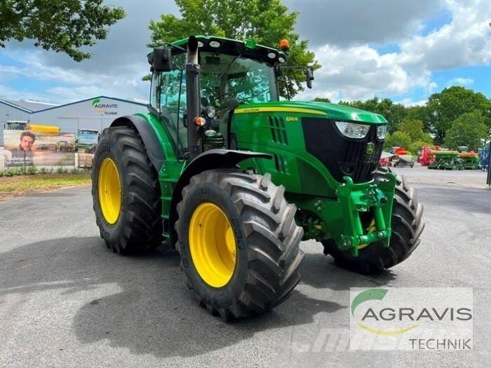 John Deere 6210 R Traktori