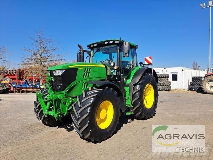John Deere 6215 R Traktori