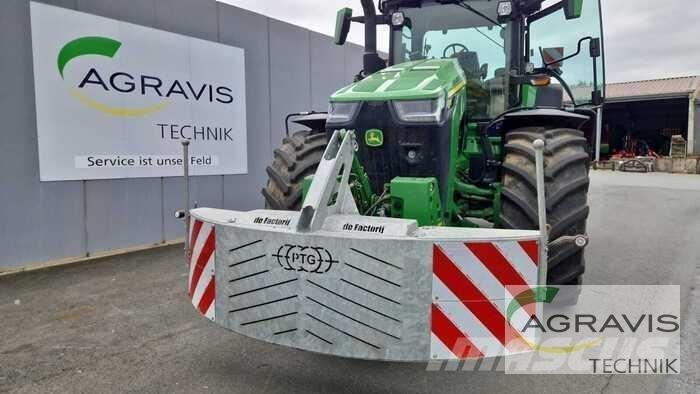 John Deere 8R 310 Traktori