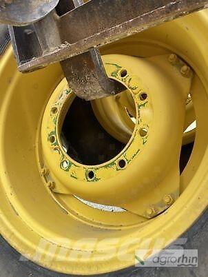 John Deere R38 + R28 Riepas, riteņi un diski
