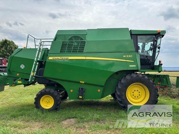 John Deere W 330 Ražas novākšanas kombaini