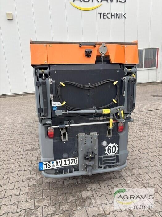 Kärcher MC250 Ielu tīrīšanas mašīnas