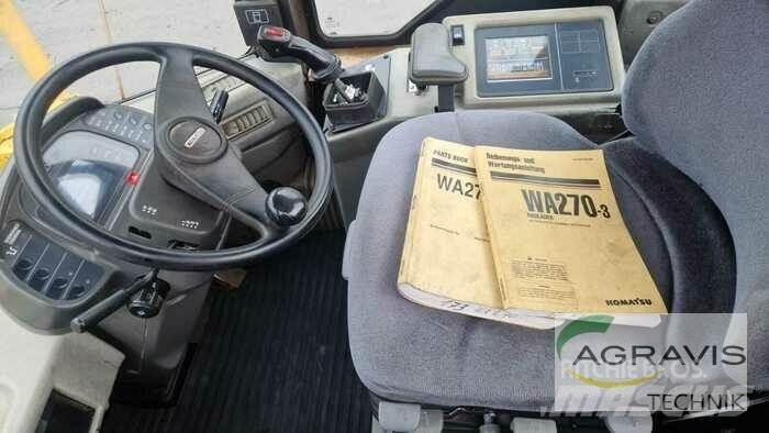 Komatsu WA 270-8 Iekrāvēji uz riteņiem