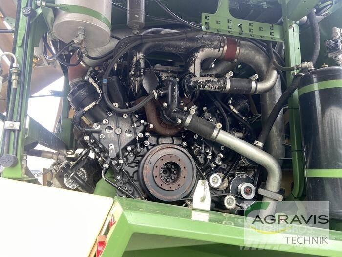Krone BIG X 700 Lopbarības novācēji
