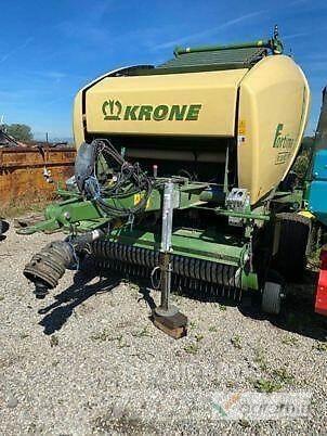 Krone FORTIMA V1800MC Rituļu preses