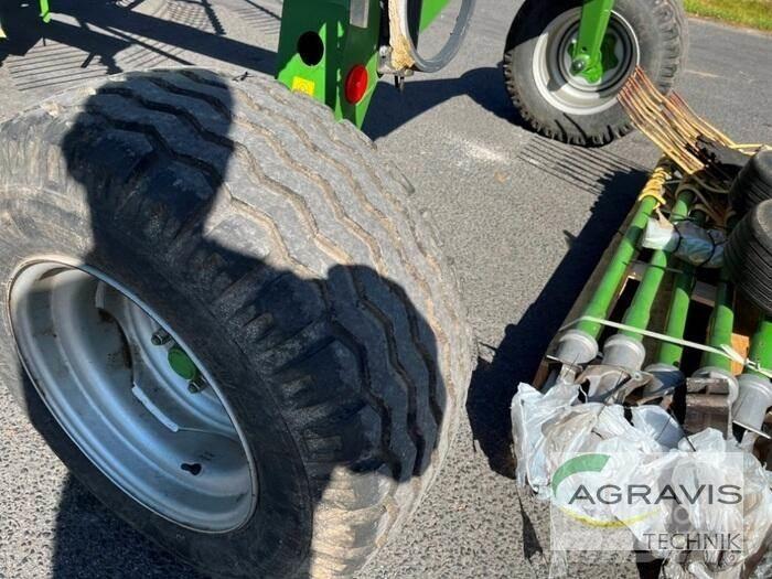 Krone SWADRO TC 880 Grābekļi un siena ārdītāji