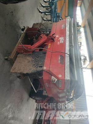 Kuhn Axis 20.1W Minerālmēslu izkliedētāji