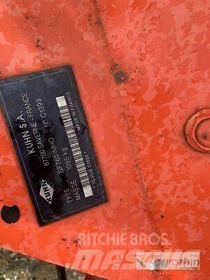 Kuhn GF7601MHO Grābekļi un siena ārdītāji