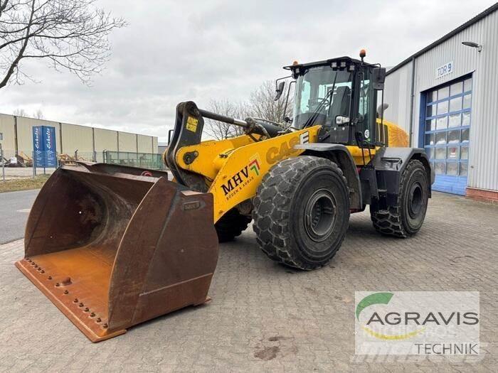 New Holland 921 G Iekrāvēji uz riteņiem