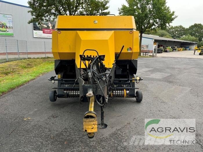 New Holland BB 940 Ķīpu preses