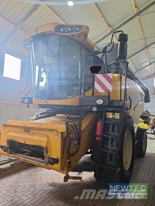 New Holland CX 5090 Ražas novākšanas kombaini