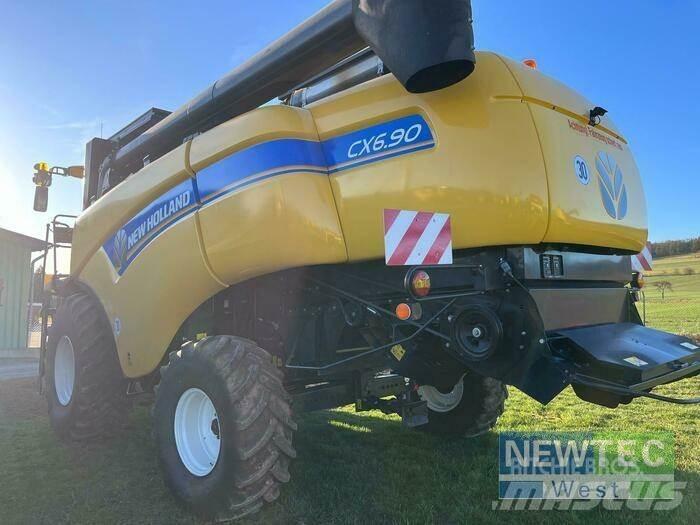 New Holland CX 6.90 Ražas novākšanas kombaini