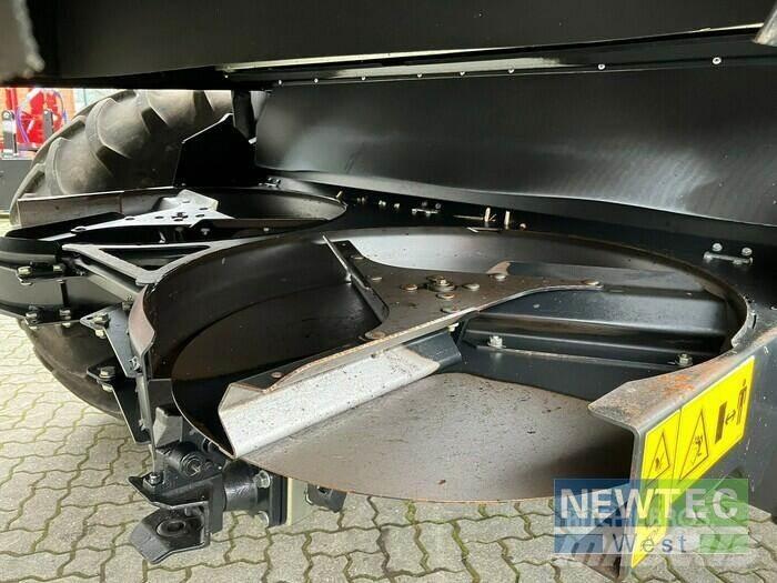 New Holland CX 8.85 Ražas novākšanas kombaini