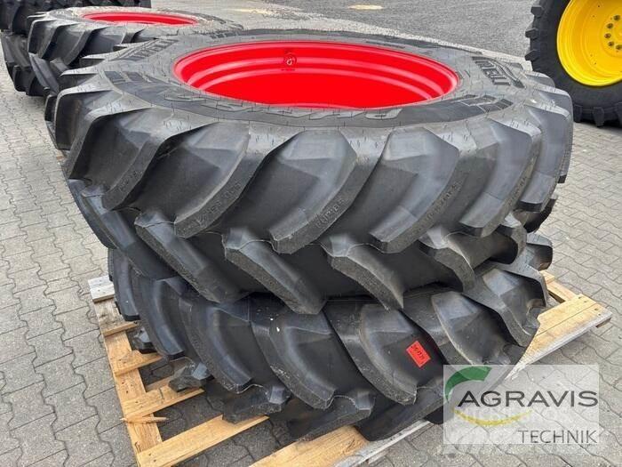 Pirelli KR 520/85R42 Riepas, riteņi un diski