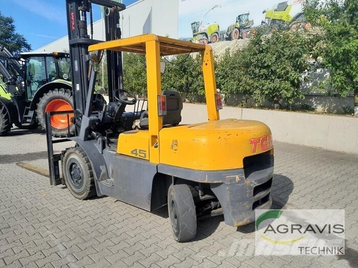 TCM FD45T8 Autokrāvēji - citi