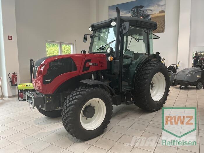 Valtra F105S 2D3 Traktori