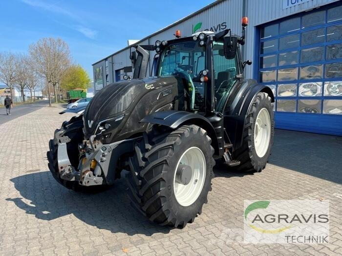 Valtra T 254 V Traktori