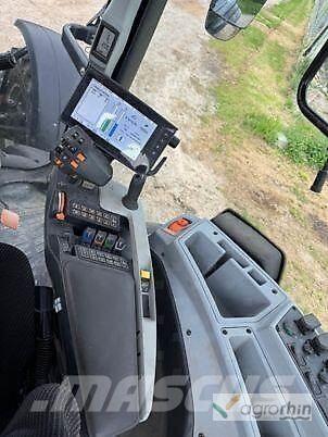 Valtra T234 VERSU Traktori
