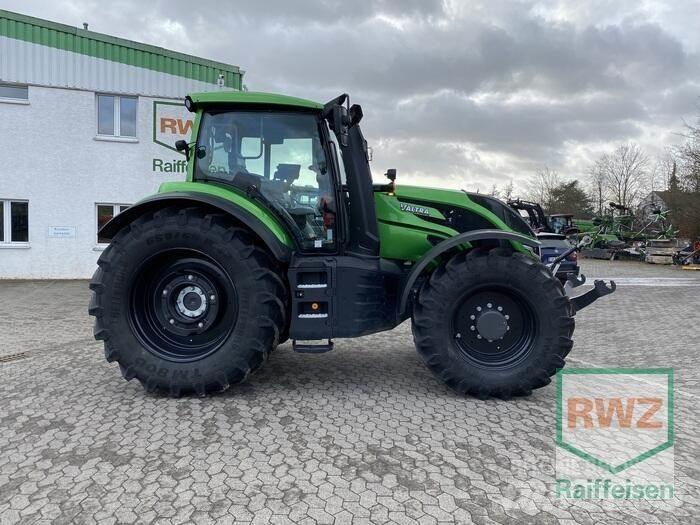 Valtra T235V Traktori