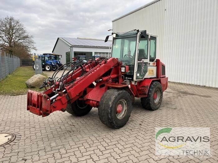 Weidemann 4004 Iekrāvēji uz riteņiem