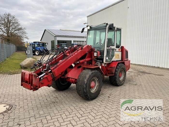 Weidemann 4004 Iekrāvēji uz riteņiem