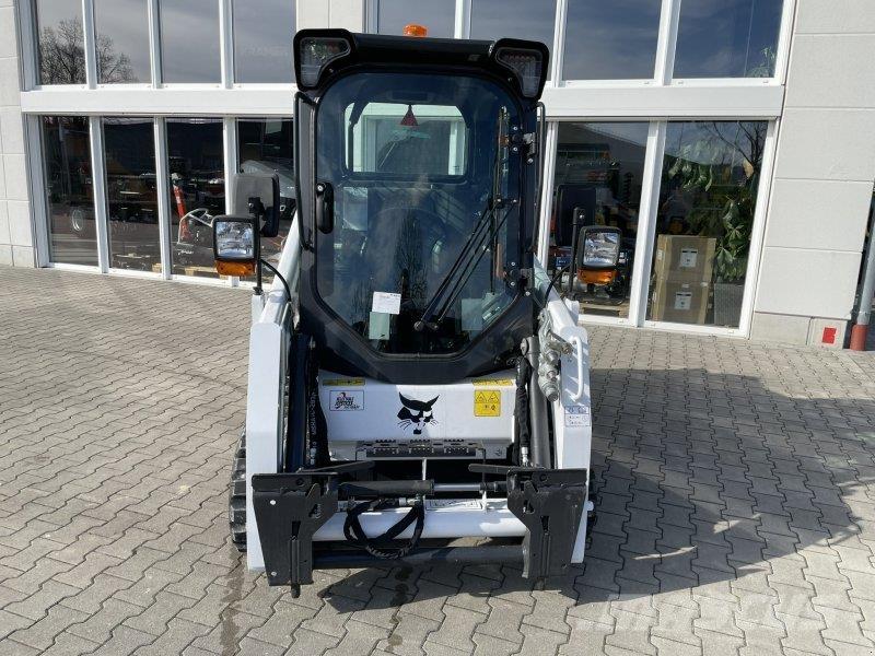Bobcat T450 E Lietoti riteņu kompaktiekrāvēji