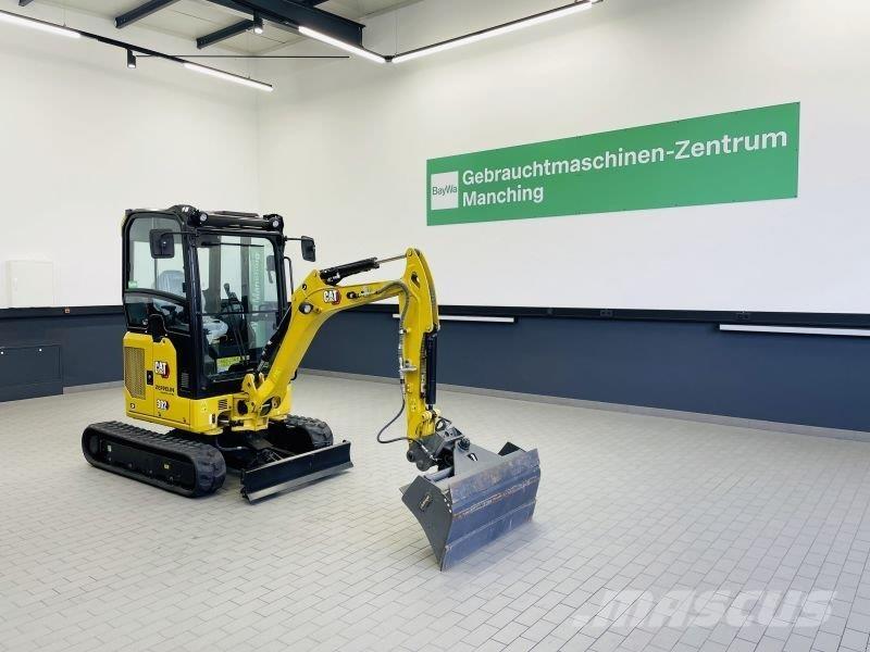 CAT 302CR-05A Ekskavatori uz riteņiem