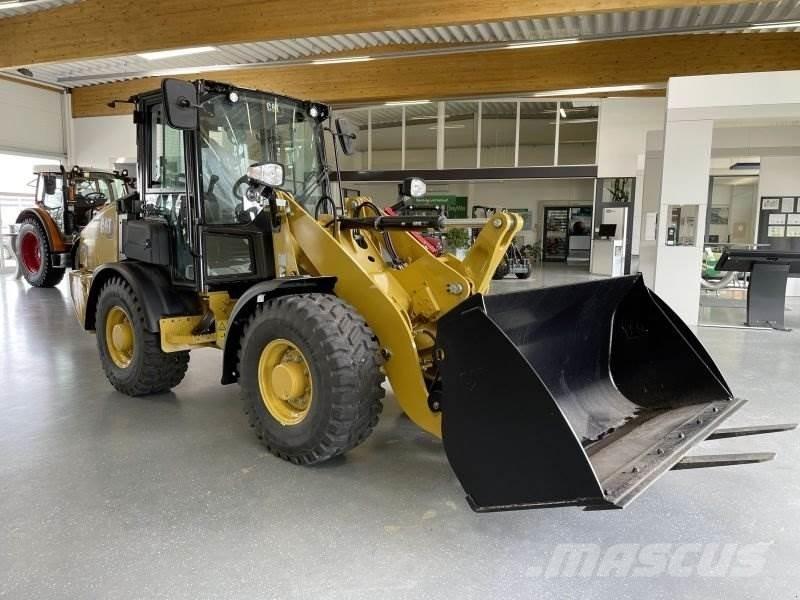 CAT 906-14A T Iekrāvēji uz riteņiem