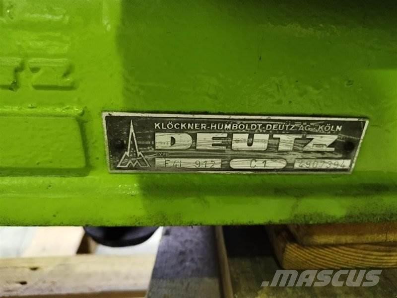 CLAAS Corsar Ražas novākšanas kombaini