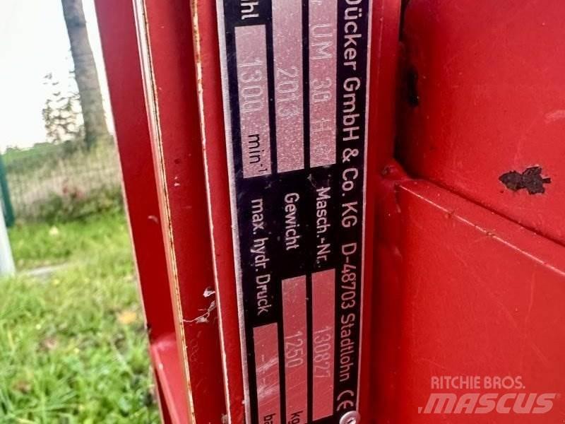 Dücker UM 30 Komposta virpotājs