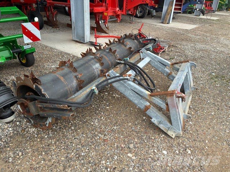 Fliegl Fräsfix Cits lopbarības novācēju, kombainu aprīkojums