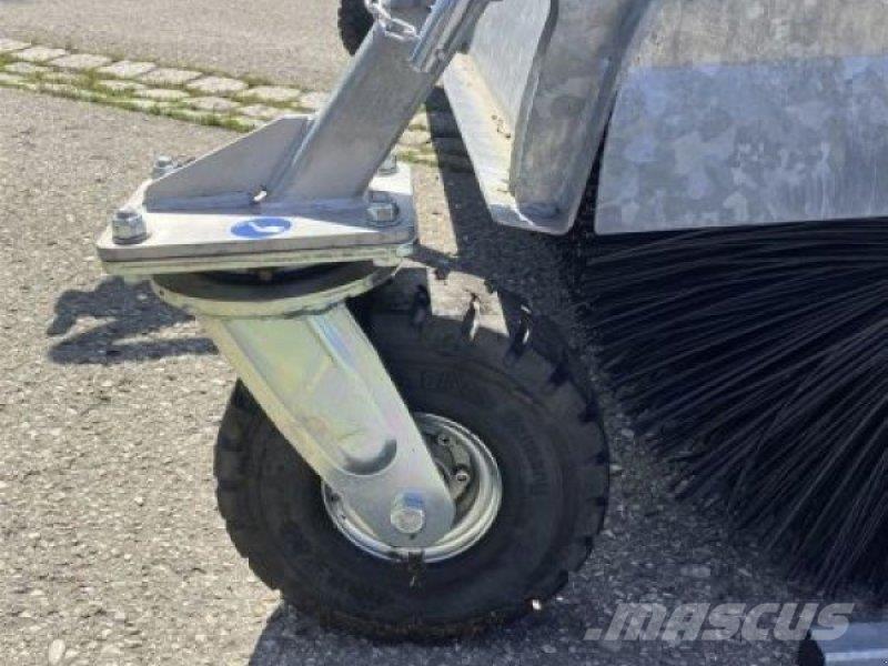 Fliegl TYP 700 Ielu tīrīšanas mašīnas