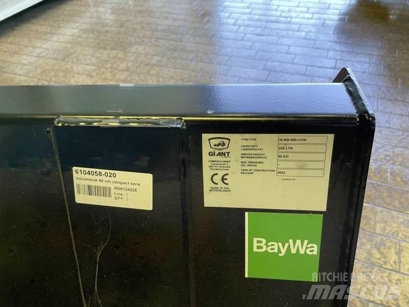 GiANT G1200 Lietoti riteņu kompaktiekrāvēji