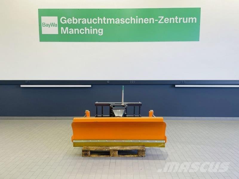 GiANT SK 180 Frontālo iekrāvēju papildaprīkojums