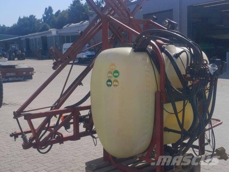 Hardi NK 800 Mēslojuma izkliedētājs