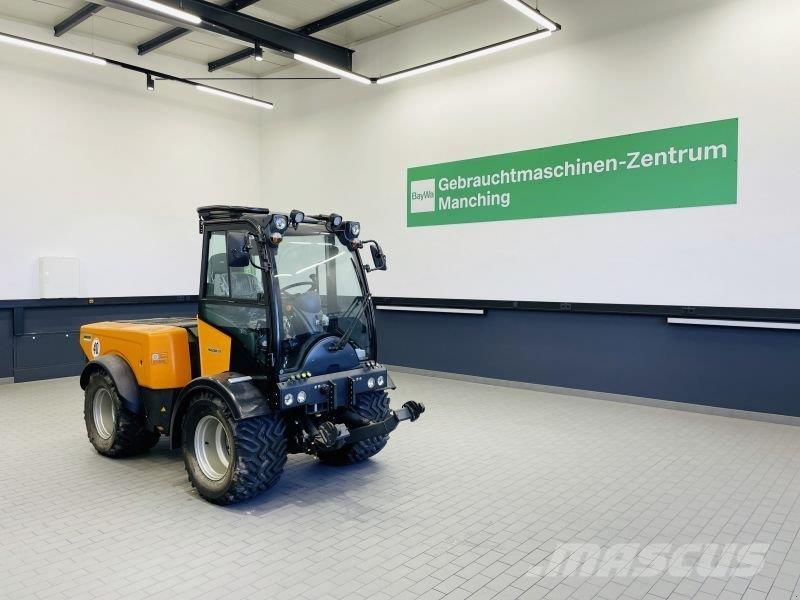 Holder S 75 Visurgājēji