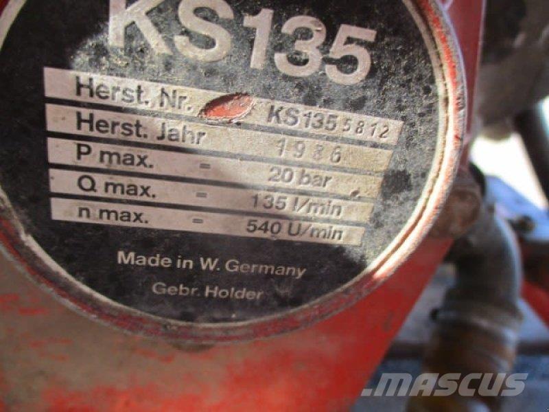  IS 600 #995 Mēslojuma izkliedētājs