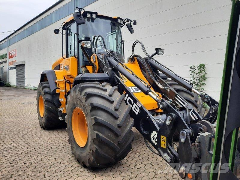 JCB 435 S Agri Iekrāvēji uz riteņiem