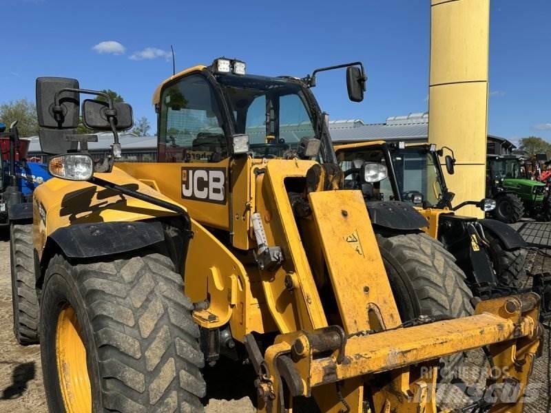 JCB 542-70 Teleskopiskie manipulatori