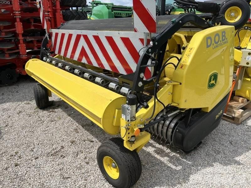 John Deere 30R Siena un lopbarības novākšanas mašīnu piederumi