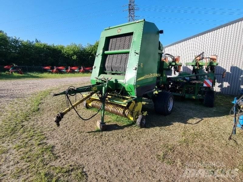 John Deere 592 Rituļu preses